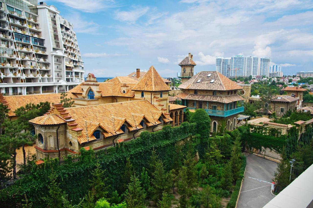 Arcadia White Studio Sea View Apartment Odessa Luaran gambar